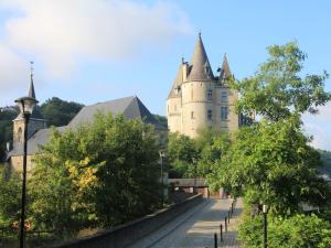Kohalik huviväärsus villa lähedal