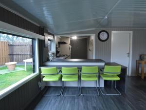 Fotografie z fotogalerie ubytování Modern Stay by Fishing Pond v destinaci Geel