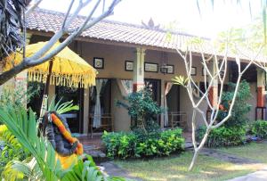 Gallery image of Sudi Guest House in Pemuteran