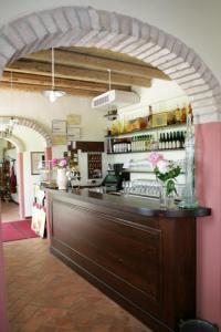Lounge nebo bar v ubytování Locanda Antico Fighèr