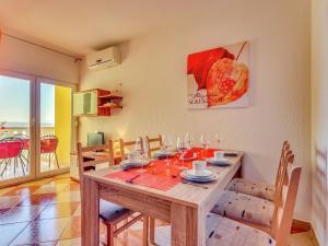 Posedenie v ubytovaní Holiday Home in Croatia near the Sea