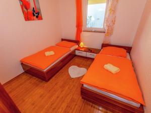 Posteľ alebo postele v izbe v ubytovaní Holiday Home in Croatia near the Sea