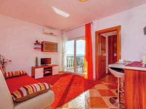 Fotografia z galérie ubytovania Luring Apartment in Dramalj with Swimming Pool v Dramalji