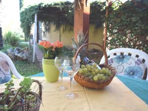Nápoje v ubytování Holiday Home in Brtonigla with Private Pool