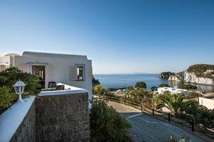 Foto dalla galleria di Hotel Villaggio Dei Pescatori a Ponza