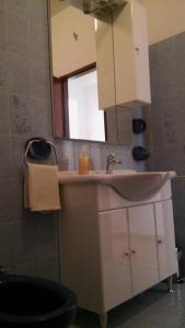 Ein Badezimmer in der Unterkunft Apartmani Branko Vojnovic