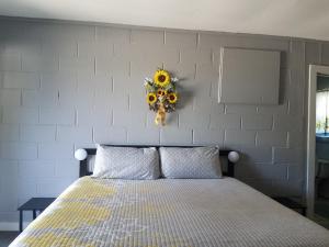 Postel nebo postele na pokoji v ubytování Canton Motel