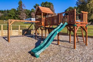 Gallery image of Motutere Bay TOP 10 Holiday Park in Turangi