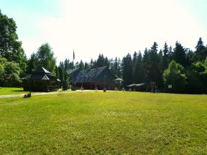 Vườn quanh Kryzbarkas