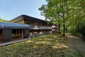 Gallery image of H&ocirc;tel Centre Port-Royal in Saint-Lambert