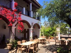 Gallery image of Hotel Cortijo Las Grullas in Benalup Casas Viejas