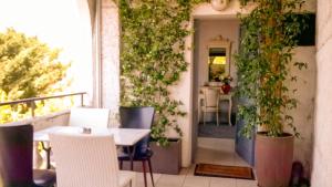 Balkón nebo terasa v ubytování Le Panoramic Boutique Hôtel