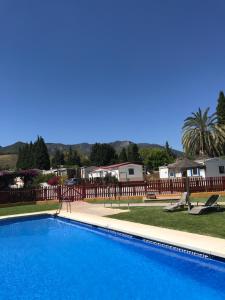 Bazén v ubytování Malaga Monte Parc nebo v jeho okolí