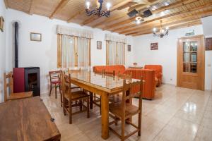 Casa Rural El Fronton (España Vadillo) - Booking.com