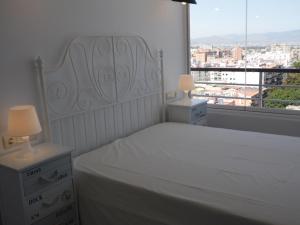 Posteľ alebo postele v izbe v ubytovaní Apartments Easy La Nogalera