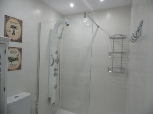 Kúpeľňa v ubytovaní Apartments Easy La Nogalera