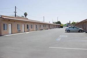 Gallery image of Welcome Inn in Inglewood