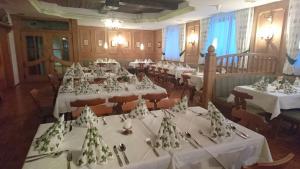 Restoran atau tempat lain untuk makan di Gasthof Alte Tanne