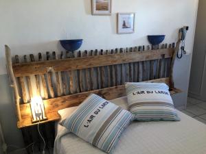 Postel nebo postele na pokoji v ubytování Hotel Le Méditérranée