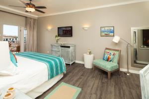Cama ou camas em um quarto em Sea Breeze Beach House All Inclusive by Ocean Hotels