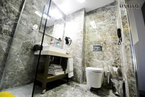 Koupelna v ubytování Livello Hotel