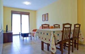 Część wypoczynkowa w obiekcie Sanxenxorural - Apartamentos La Rana