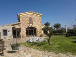 A garden outside Agriturismo Gragonti, Arbus Costa Verde