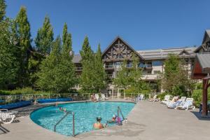 Gallery image of Aspens Mountain Side Resort in Whistler