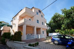 Gallery image of Apartments and Rooms Mladen in Vodice