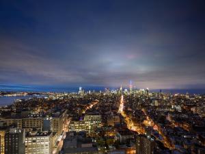 Nespecifikovaný výhled na destinaci New York nebo výhled na město při pohledu z hotelu