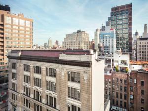 Nespecifikovaný výhled na destinaci New York nebo výhled na město při pohledu z hotelu