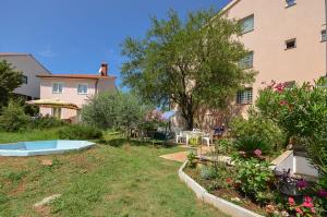 Zahrada ubytování Apartments Dragica