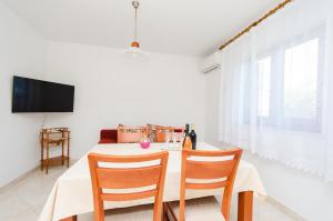 TV a/nebo společenská místnost v ubytování Apartment Marija