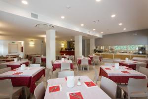 Εστιατόριο ή άλλο μέρος για φαγητό στο Hotel Airmotel