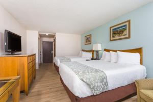 TV/Unterhaltungsangebot in der Unterkunft Ramada Plaza by Wyndham Nags Head Oceanfront
