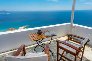Φωτογραφία από το άλμπουμ του Maki House  στην Ανάφη