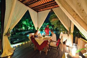 Restaurace v ubytování Khaolak Bhandari Resort & Spa + 37 fotografií