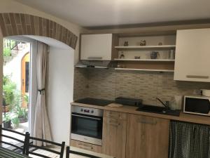 Kuchyňa alebo kuchynka v ubytovaní Apartment Filipas