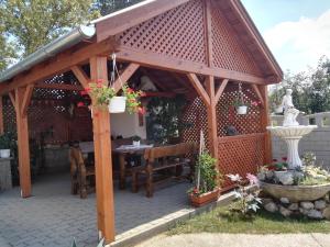 Giardino di Agávé Apartman