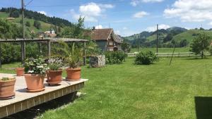 Nespecifikovaný výhled na hory nebo výhled na hory při pohledu z bed and breakfast