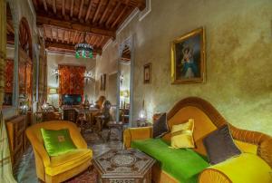 Posezení v ubytování Riad & Spa Laurence Olivier