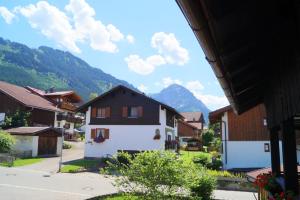Galeriebild der Unterkunft Gästehaus Greiter - Sommer Bergbahnen inklusive in Oberstdorf