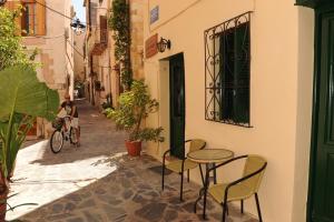 Gallery image of Eleonora in Chania Town