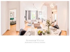 Posedenie v ubytovaní Family Luxury Wonder Heaven Apartment, 50m to M Cassino, first with 3 badrooms&studio, second with 2 badrooms&studio, parking w cenie
