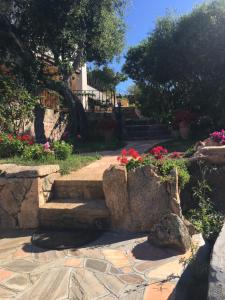 Zahrada ubytování I Mari Di Gallura Suites and Rooms