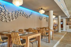 Posezení v ubytování Tarifa Lances by QHotels