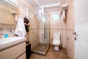 Olive Garden Villas and Apartments的一间浴室
