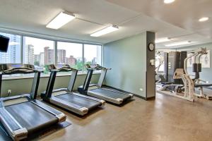 Het fitnesscentrum en/of fitnessfaciliteiten van Chateau Lacombe Hotel