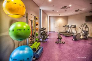 Fitness centrum a/nebo fitness zařízení v ubytování The Fredonia Hotel