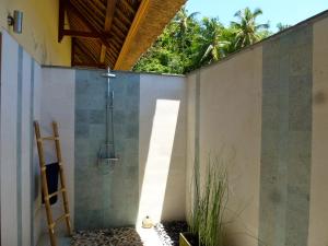 Bagno di Two Smiling Buddhas